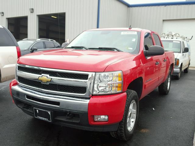 3GCRKSE38AG208706 - 2010 CHEVROLET SILVERADO RED photo 2