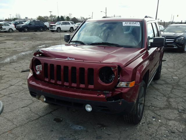 1C4NJRFB2FD121582 - 2015 JEEP PATRIOT LA BURGUNDY photo 2