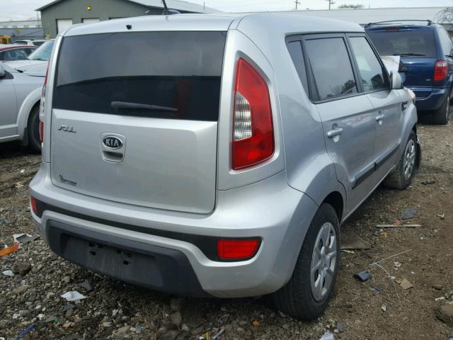 KNDJT2A50C7360768 - 2012 KIA SOUL SILVER photo 4