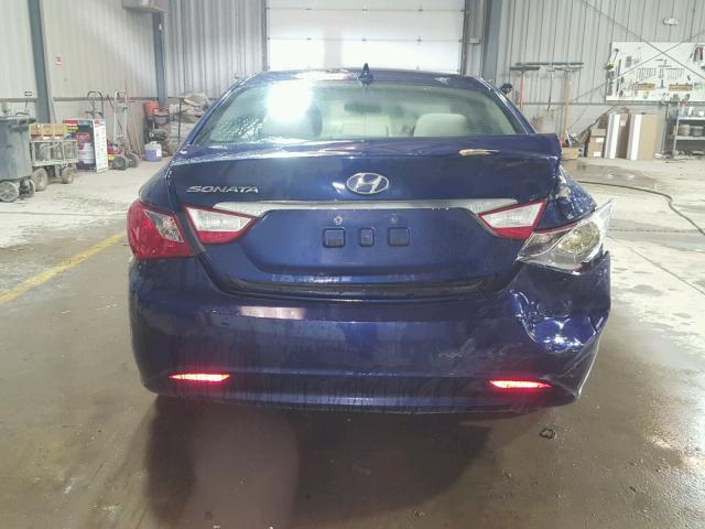 5NPEB4AC0BH221555 - 2011 HYUNDAI SONATA GLS BLUE photo 9