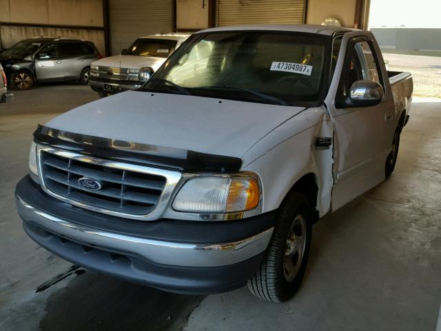 1FTRX17W21NA20452 - 2001 FORD F150 WHITE photo 2