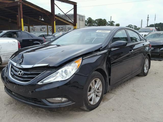 5NPEB4AC2DH626481 - 2013 HYUNDAI SONATA GLS BLACK photo 2