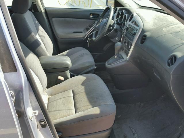 2T1KR32E75C354586 - 2005 TOYOTA COROLLA MA GRAY photo 5