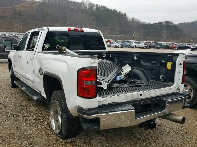 1GT12ZE8XFF680044 - 2015 GMC SIERRA K25 WHITE photo 3