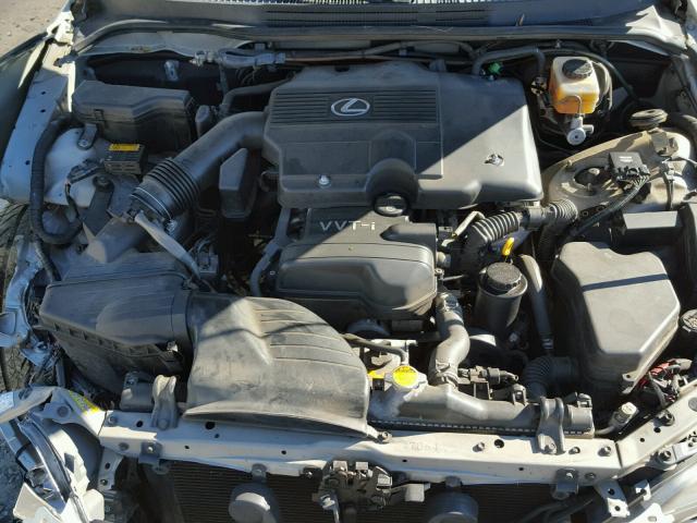 JTHBD192740082580 - 2004 LEXUS IS 300 SILVER photo 7