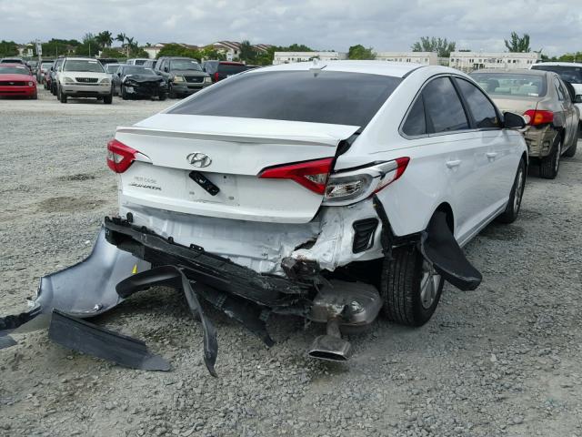 5NPE24AF3GH323370 - 2016 HYUNDAI SONATA SE WHITE photo 4