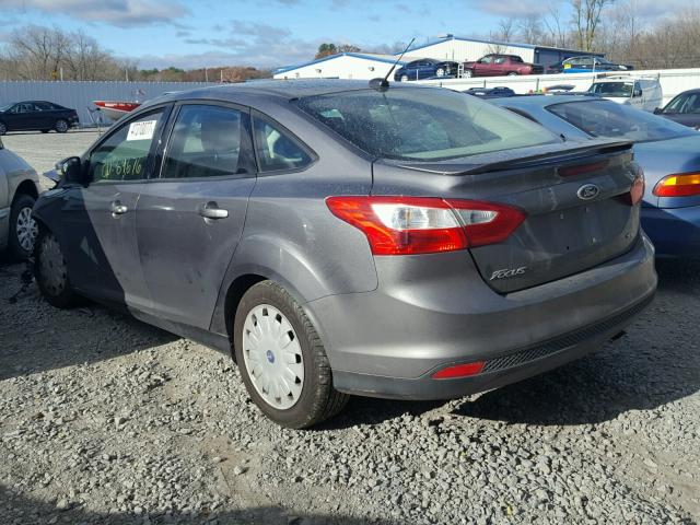 1FAHP3F27CL113350 - 2012 FORD FOCUS SE GRAY photo 3