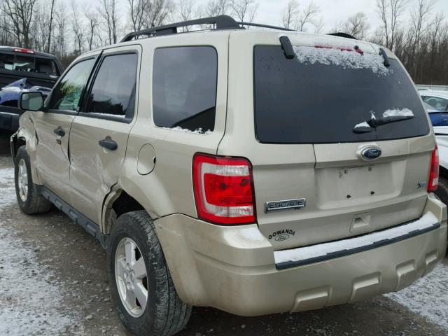 1FMCU9DG5BKC70714 - 2011 FORD ESCAPE XLT GOLD photo 3