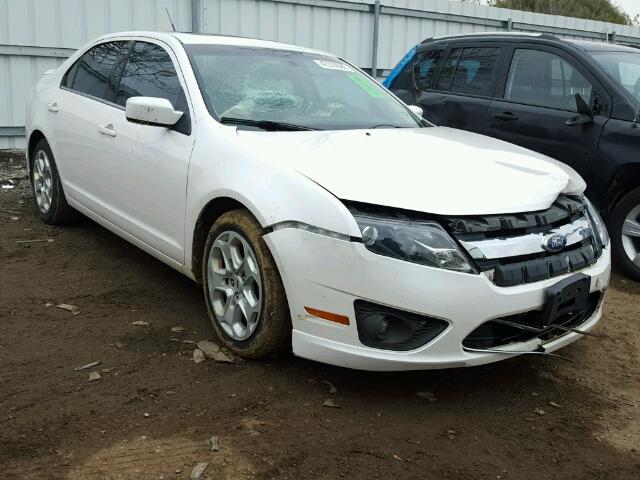 3FAHP0HA8AR381759 - 2010 FORD FUSION SE WHITE photo 1