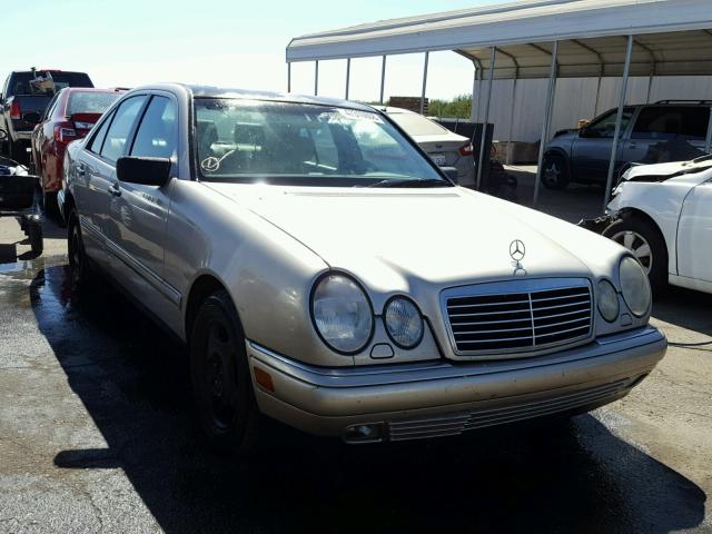 WDBJF70F7WA687365 - 1998 MERCEDES-BENZ E 430 GOLD photo 1