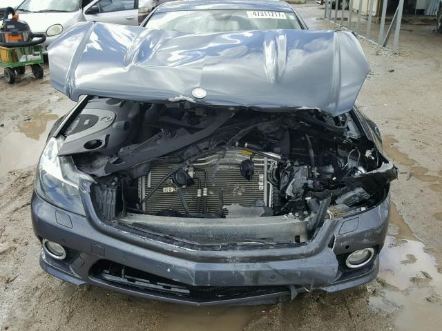 WDBSK7BA5BF165266 - 2011 MERCEDES-BENZ SL 550 GRAY photo 9