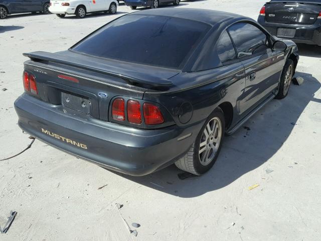 1FAFP4041WF124161 - 1998 FORD MUSTANG BLUE photo 4