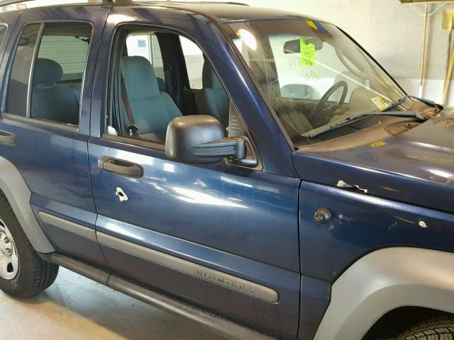 1J4GL48K85W592278 - 2005 JEEP LIBERTY SP BLUE photo 9