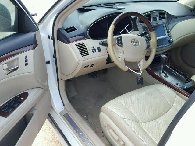 4T1BK3DB2CU441198 - 2012 TOYOTA AVALON BAS WHITE photo 9