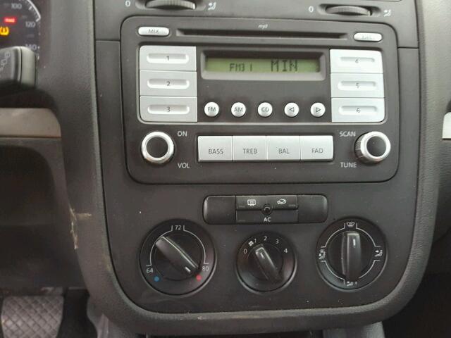 WVWBA71K49W093338 - 2009 VOLKSWAGEN RABBIT GRAY photo 9