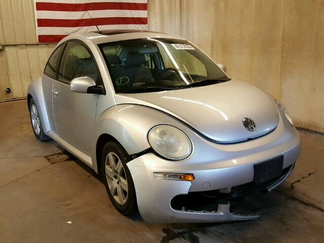 3VWRG31CX6M405461 - 2006 VOLKSWAGEN NEW BEETLE 银色 照片 1