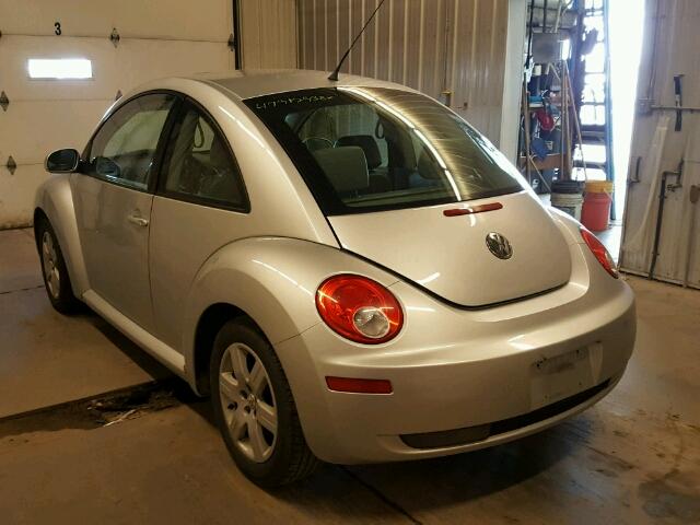 3VWRG31CX6M405461 - 2006 VOLKSWAGEN NEW BEETLE 银色 照片 3