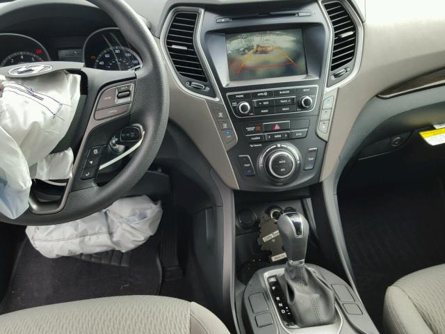 KM8SM4HF0HU179475 - 2017 HYUNDAI SANTA FE S GRAY photo 9