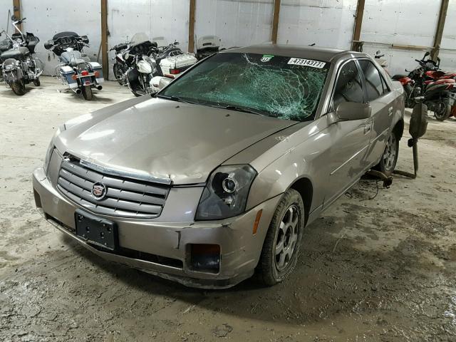 1G6DM577240119232 - 2004 CADILLAC CTS TAN photo 2