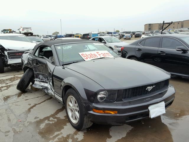 1ZVFT84N075297920 - 2007 FORD MUSTANG GRAY photo 1