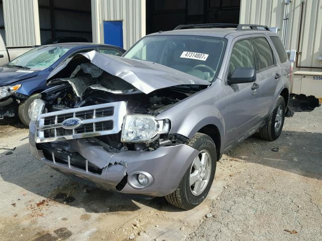 1FMCU03Z38KC45429 - 2008 FORD ESCAPE XLT SILVER photo 2