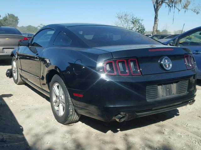 1ZVBP8AM1E5330869 - 2014 FORD MUSTANG BLACK photo 3