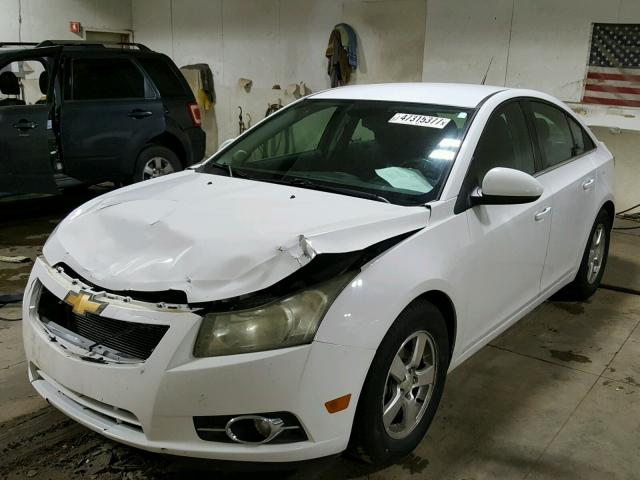 1G1PC5SB7D7171092 - 2013 CHEVROLET CRUZE LT WHITE photo 2