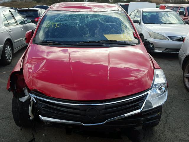 3N1BC1CP6AL464285 - 2010 NISSAN VERSA S RED photo 9