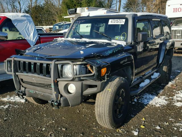 5GTDN13E078245272 - 2007 HUMMER H3 BLACK photo 2