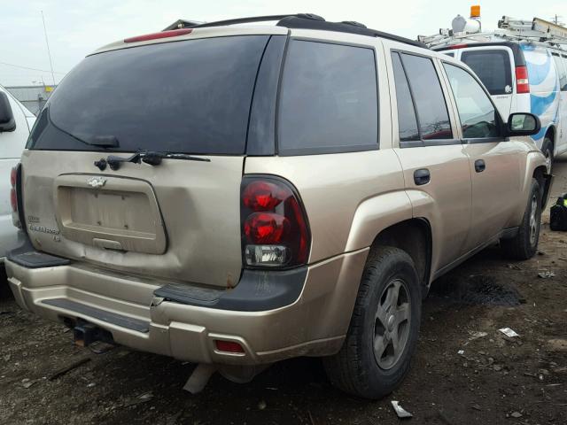 1GNDT13S662129781 - 2006 CHEVROLET TRAILBLAZE TAN photo 4