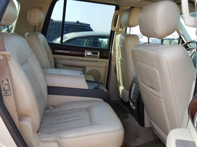 5LMFU27R23LJ39301 - 2003 LINCOLN NAVIGATOR SILVER photo 6