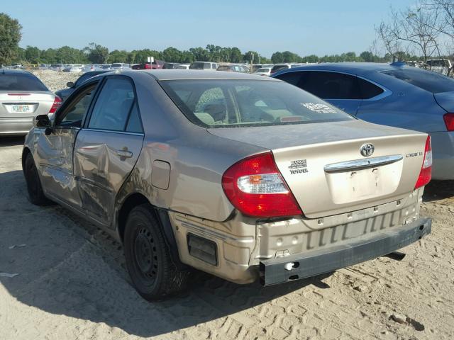 4T1BE32K94U361795 - 2004 TOYOTA CAMRY LE GOLD photo 3