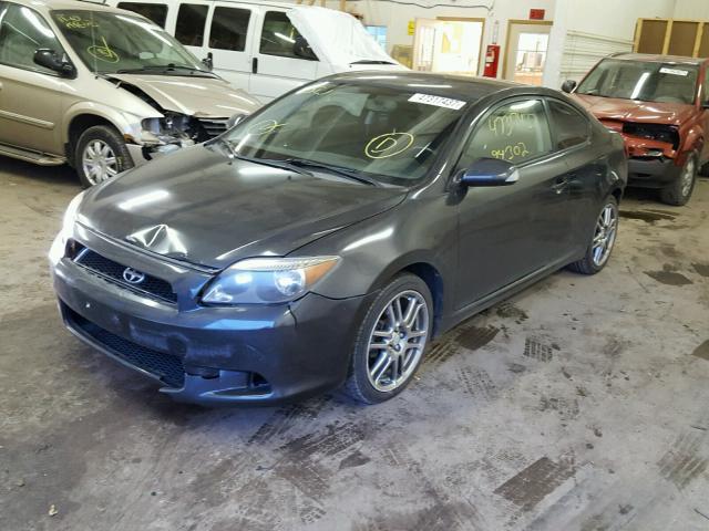 JTKDE177850001117 - 2005 TOYOTA SCION TC GRAY photo 2