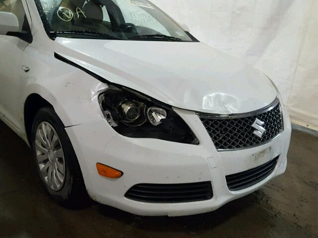 JS2RE9A19C6100089 - 2012 SUZUKI KIZASHI S WHITE photo 9