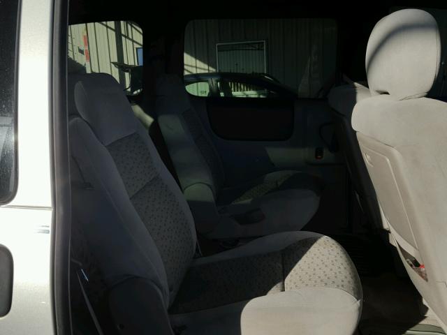1GNDU231X7D158930 - 2007 CHEVROLET UPLANDER L 银色 照片 6