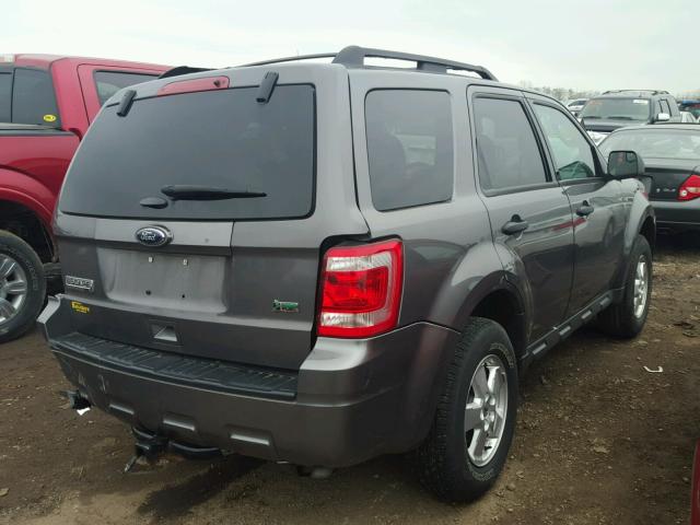 1FMCU9DG9CKB88664 - 2012 FORD ESCAPE XLT GRAY photo 4