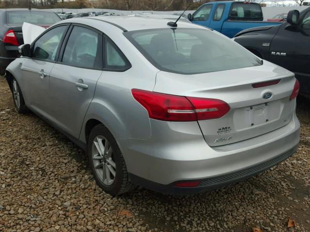 1FADP3F2XFL329048 - 2015 FORD FOCUS SE SILVER photo 3