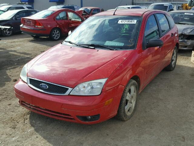 1FAHP37N17W327506 - 2007 FORD FOCUS ZX5 RED photo 2