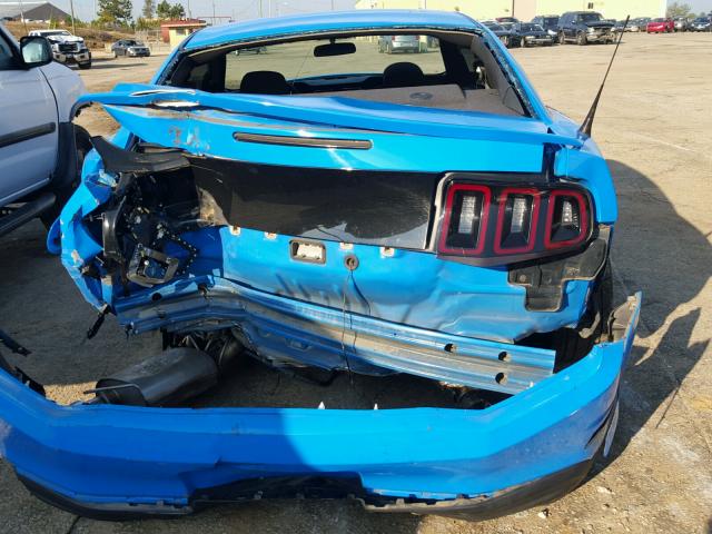 1ZVBP8AM1C5222863 - 2012 FORD MUSTANG BLUE photo 9