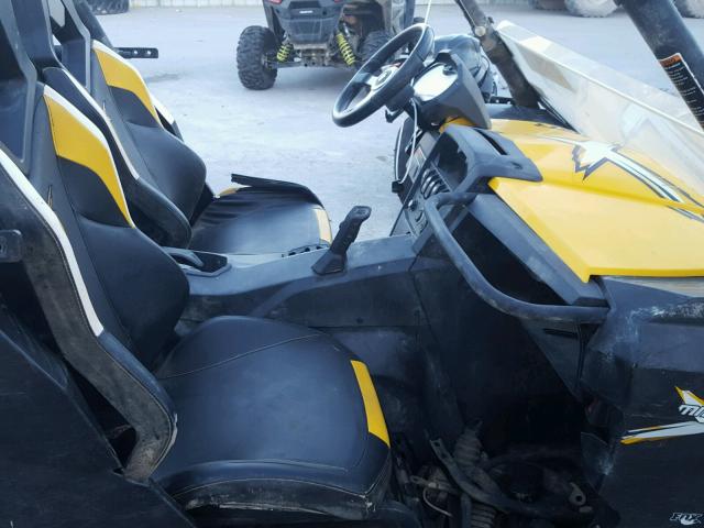 3JBKXLP16DJ000306 - 2013 CAN-AM COMMANDER YELLOW photo 5