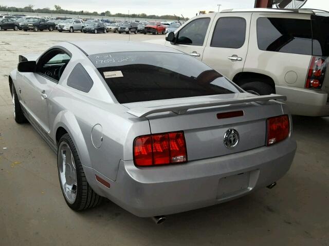 1ZVHT80N395114222 - 2009 FORD MUSTANG SILVER photo 3