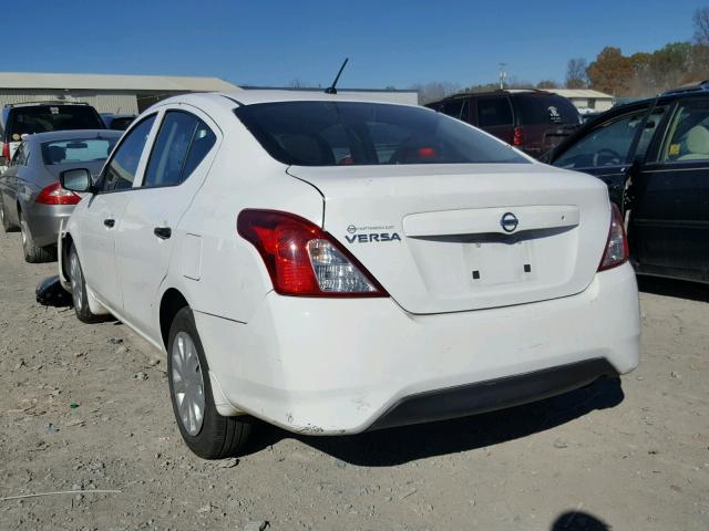 3N1CN7AP7GL827867 - 2016 NISSAN VERSA S WHITE photo 3