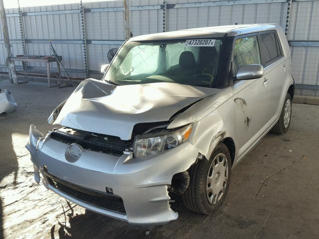 JTLZE4FE5FJ070426 - 2015 TOYOTA SCION XB SILVER photo 2