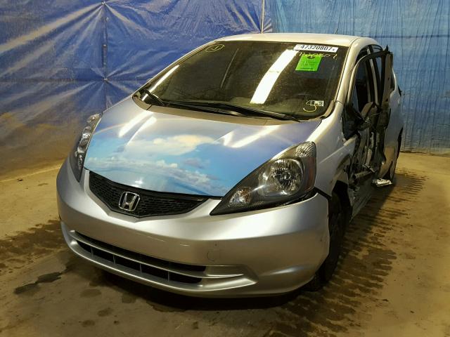 JHMGE8H31DC034125 - 2013 HONDA FIT SILVER photo 2