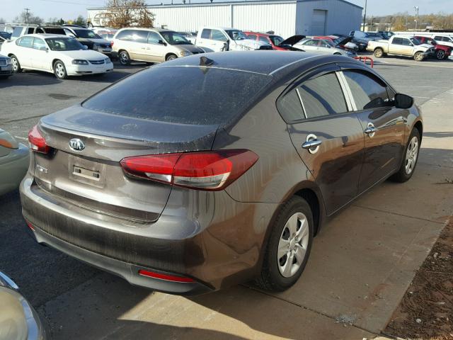 3KPFL4A73HE077579 - 2017 KIA FORTE LX TAN photo 4