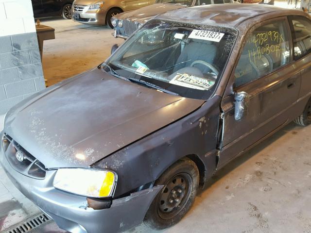 KMHCG35C22U208093 - 2002 HYUNDAI ACCENT GS GRAY photo 9