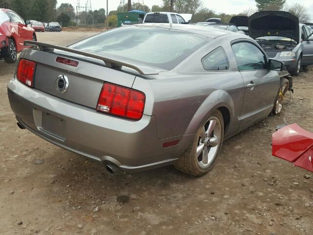 1ZVHT82HX95101328 - 2009 FORD MUSTANG GT SILVER photo 4