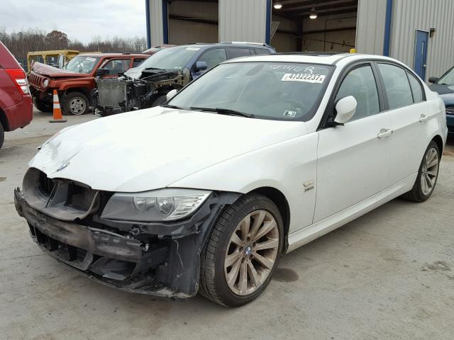 WBAPK5G57BNN79739 - 2011 BMW 328 XI SUL WHITE photo 2