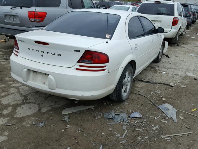 1B3EL46XX5N672703 - 2005 DODGE STRATUS SX WHITE photo 4