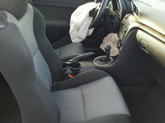 JTKJF5C71E3070355 - 2014 TOYOTA SCION TC 黑色 照片 5